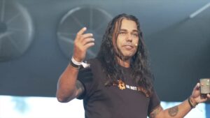 Read more about the article Didi Taihuttu Interview – The Bitcoin Family – Living off of Bitcoin & BTC Price Prediction!